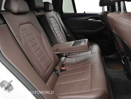 BMW X3 — photo 12