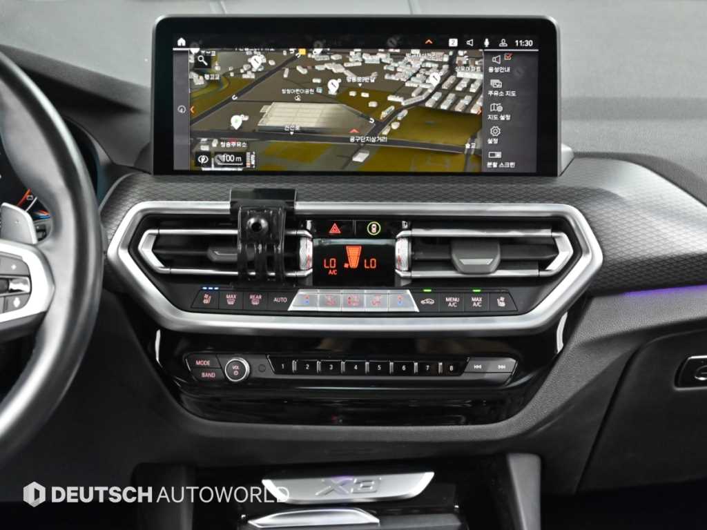 BMW X3 — photo 14