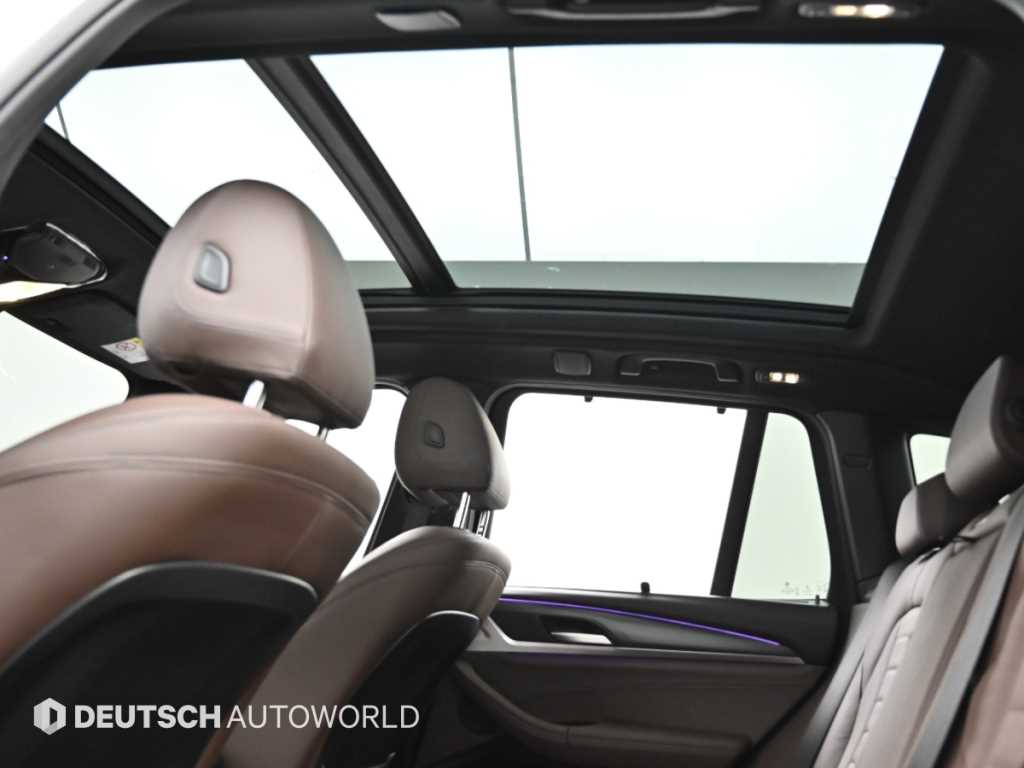 BMW X3 — photo 18