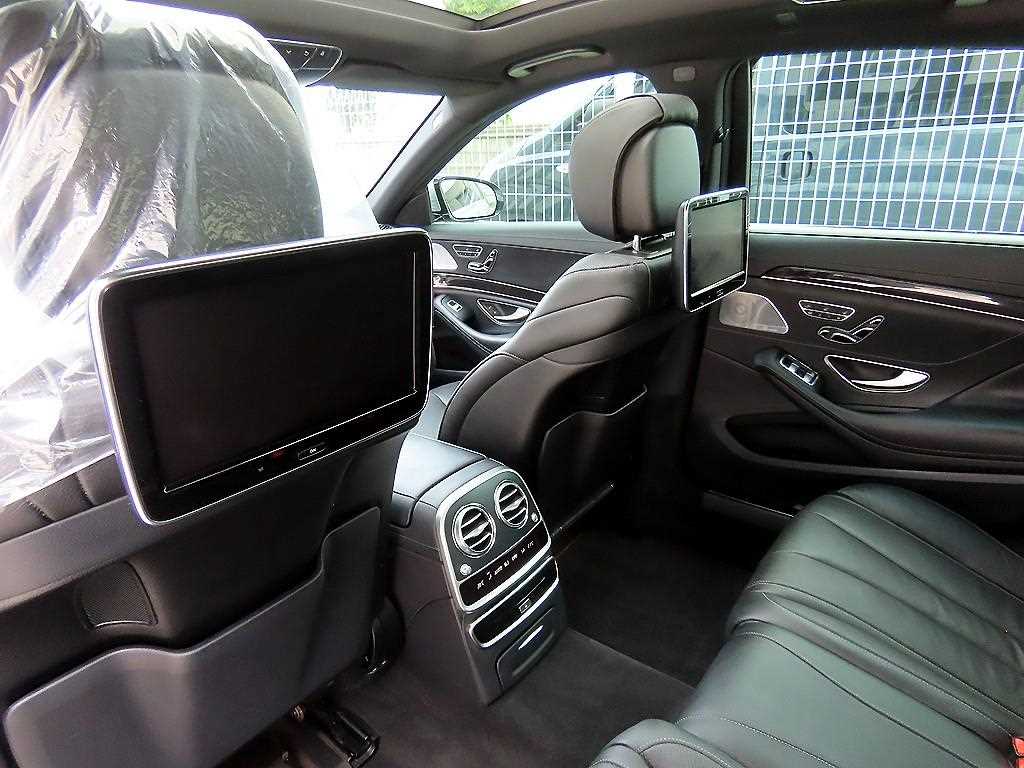 Mercedes-Benz S-Class — photo 14