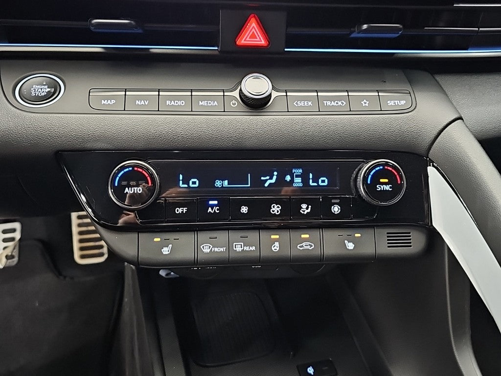 Hyundai AVANTE — photo 10
