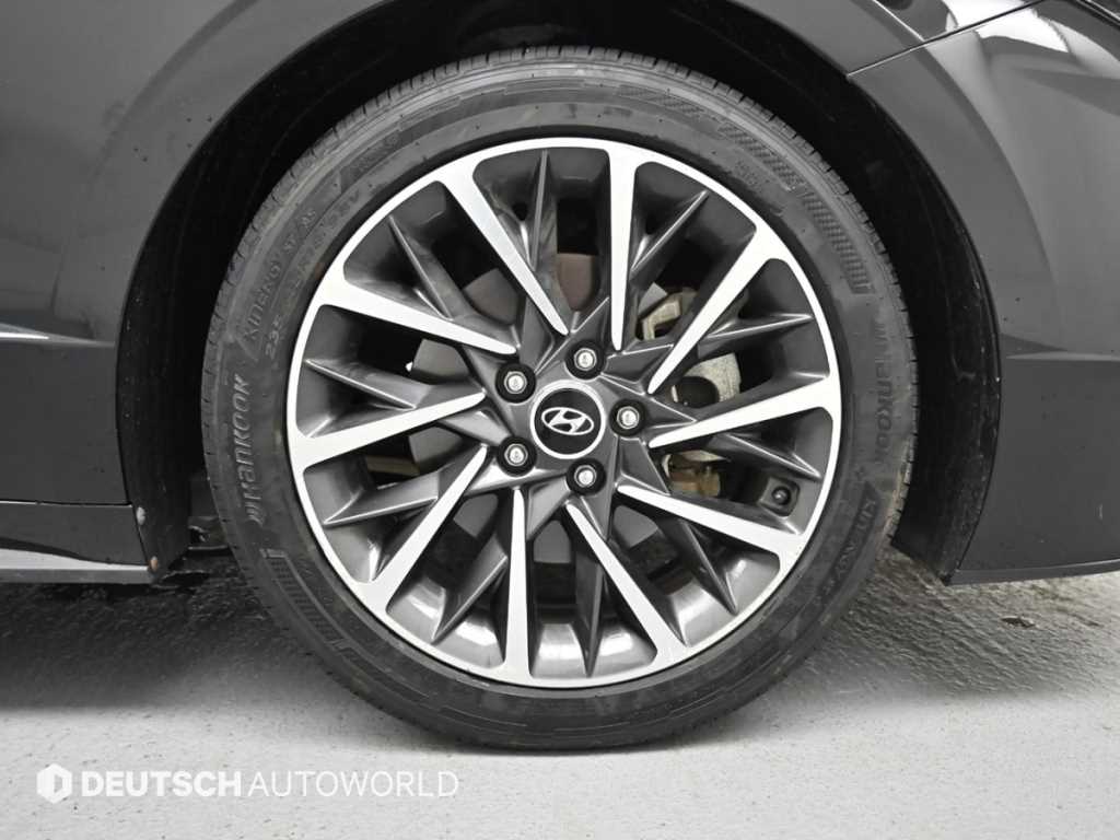 Hyundai Sonata — photo 05