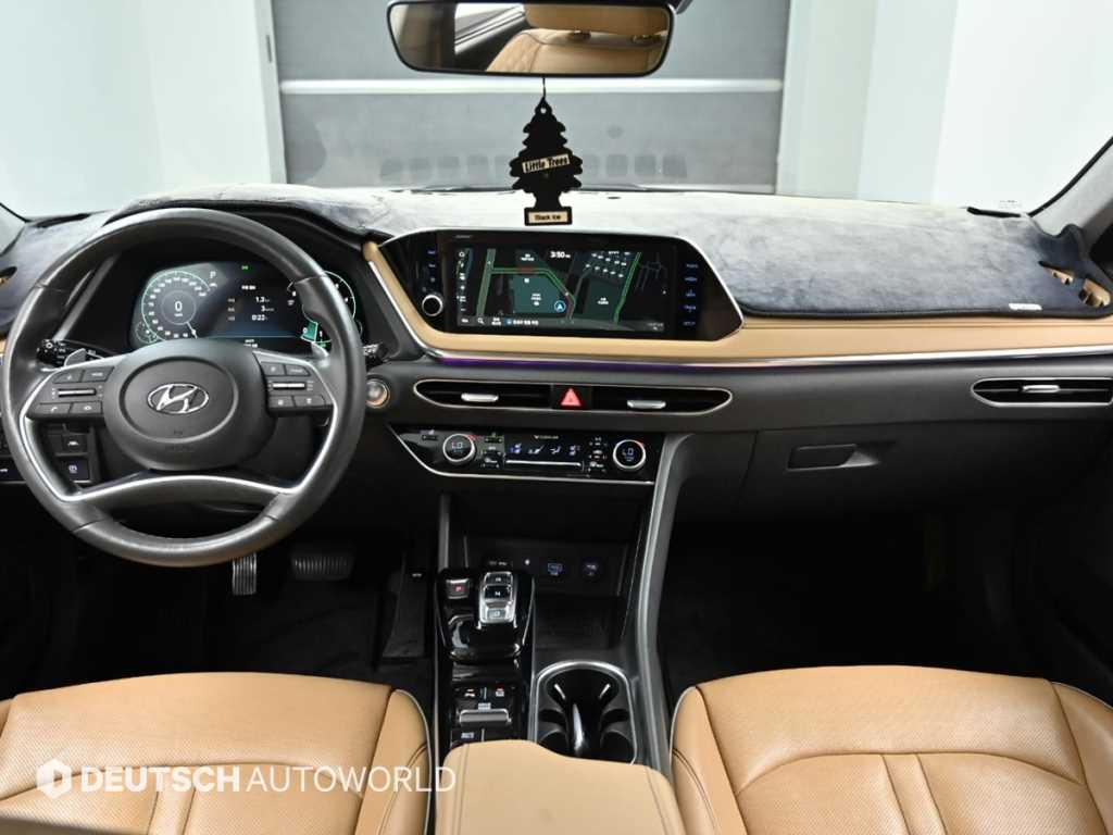 Hyundai Sonata — photo 07