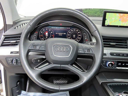 Audi Q7 — photo 08