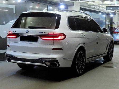 BMW X7 — photo 04