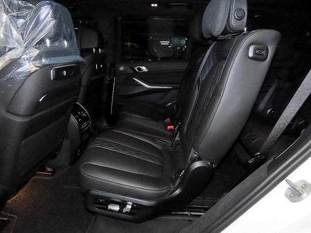 BMW X7 — photo 07
