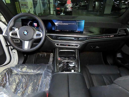 BMW X7 — photo 10