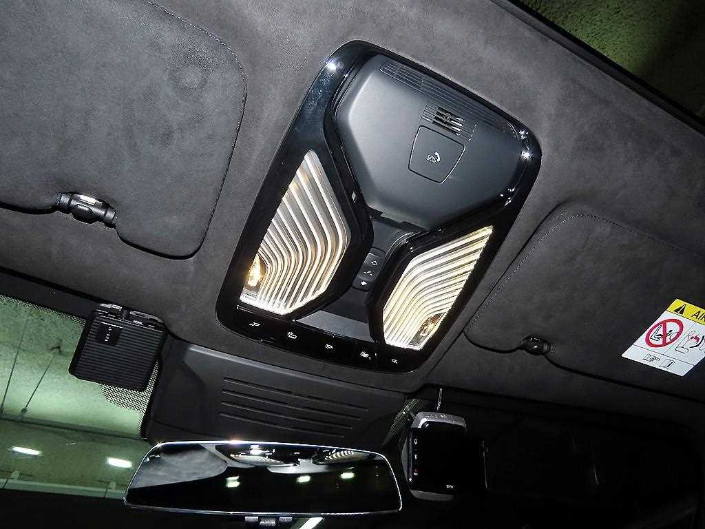 BMW X7 — photo 15