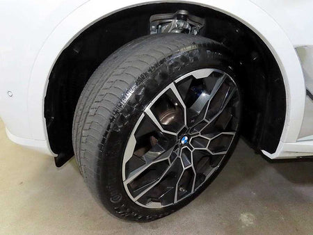 BMW X7 — photo 20