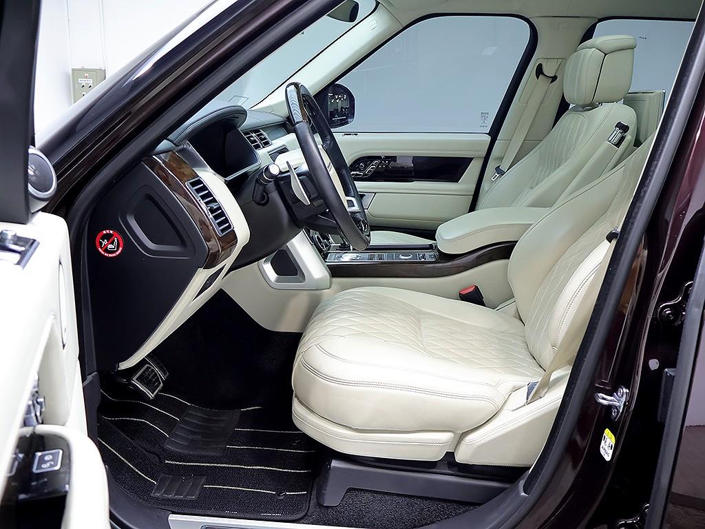 Land Rover Range Rover — photo 11