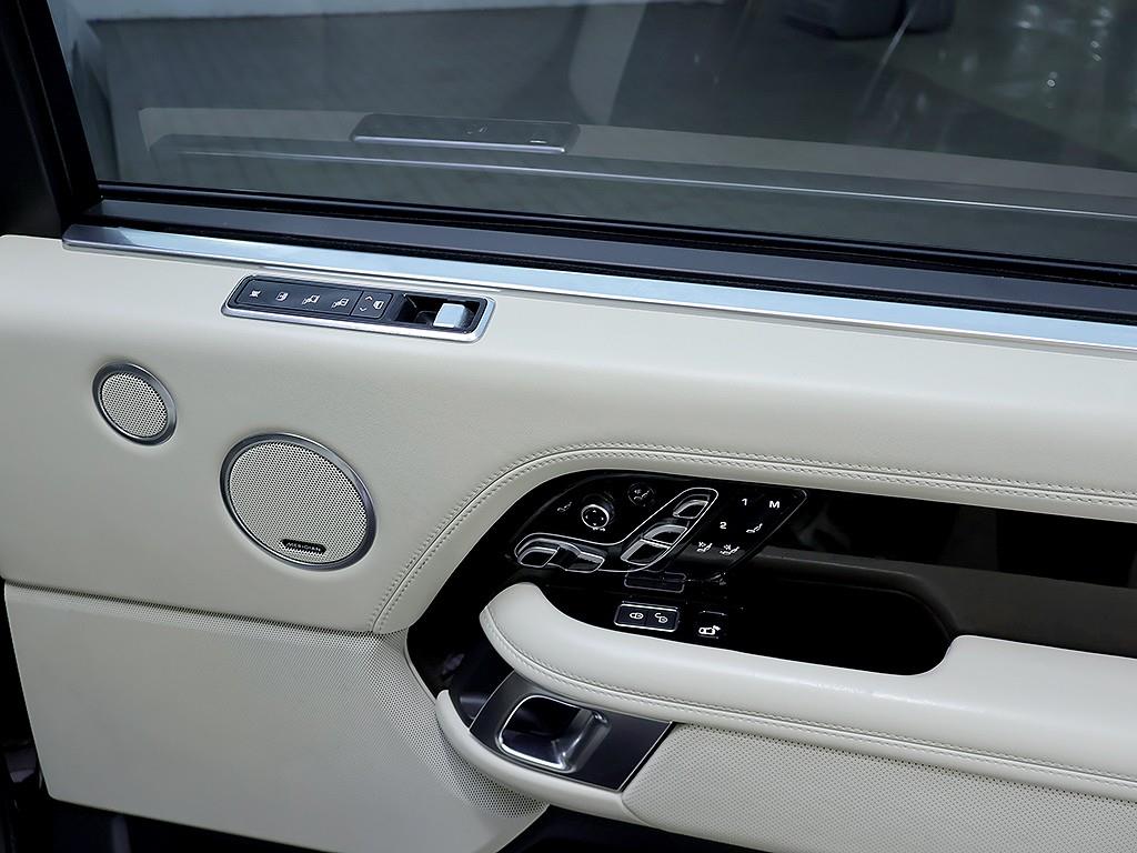 Land Rover Range Rover — photo 15