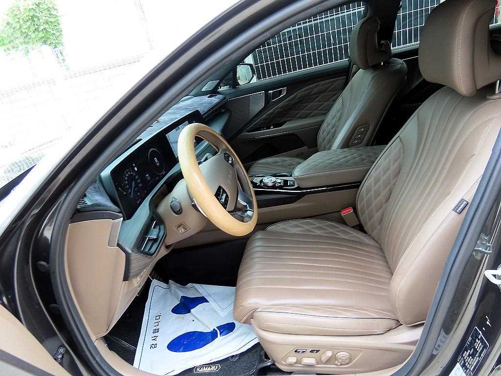 Kia K8 — photo 05