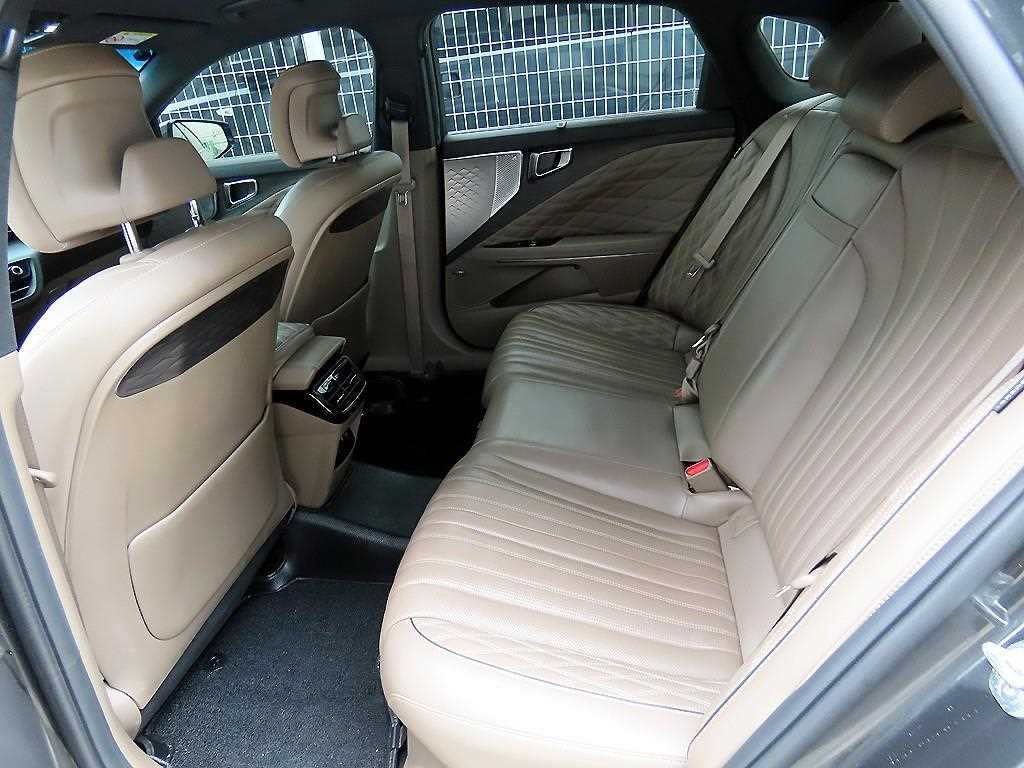 Kia K8 — photo 06