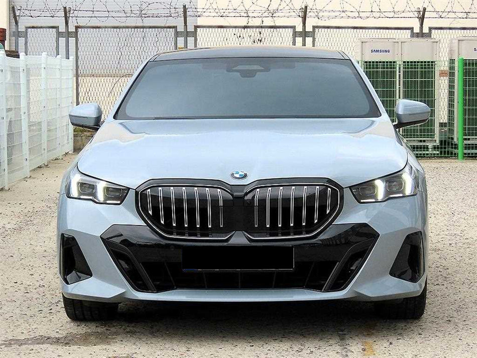 BMW 5-Series — photo 01