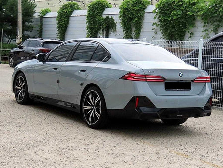 BMW 5-Series — photo 03
