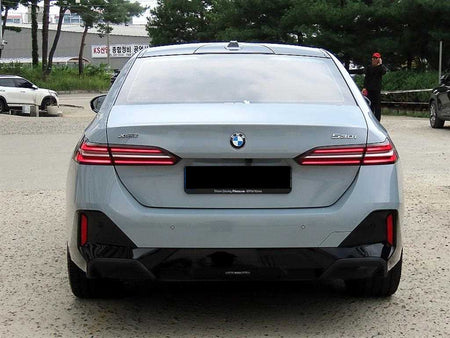 BMW 5-Series — photo 04