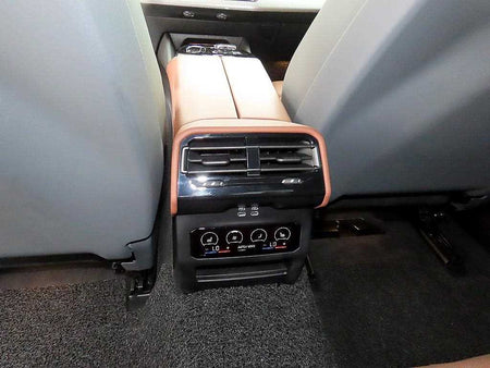 BMW 5-Series — photo 16