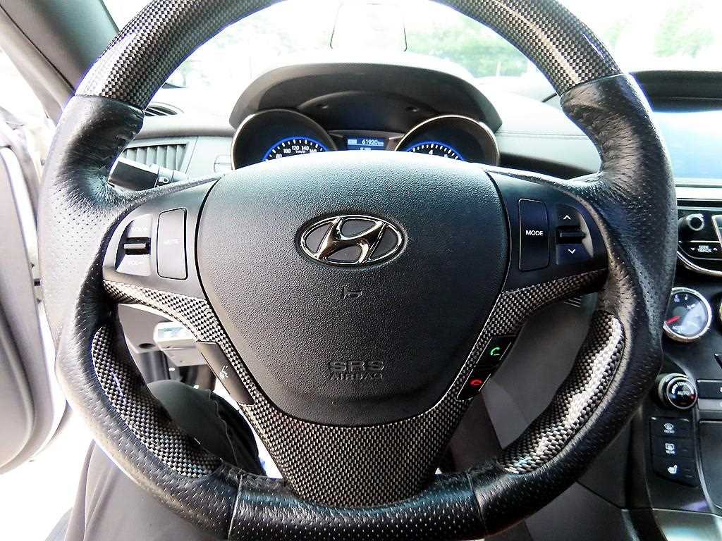 Hyundai Genesis — photo 08