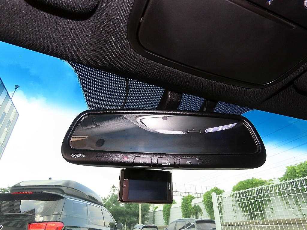 Hyundai Genesis — photo 15