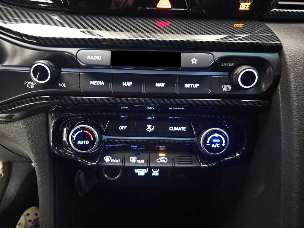 Hyundai Veloster — photo 10