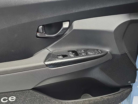 Hyundai Veloster — photo 15