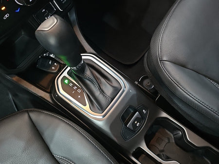 Jeep Renegade — photo 08