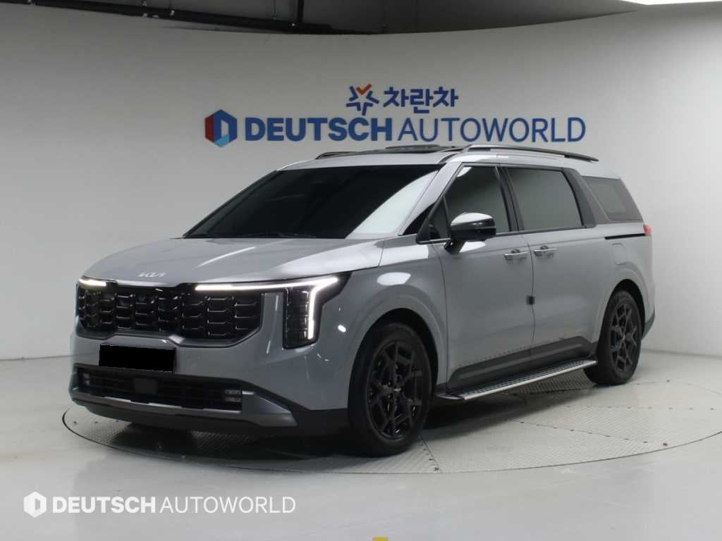 Kia Carnival — photo 01