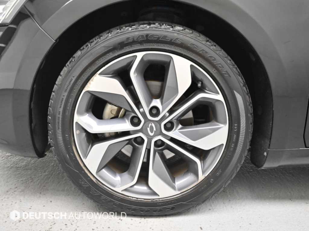 RENAULT SM6 — photo 05