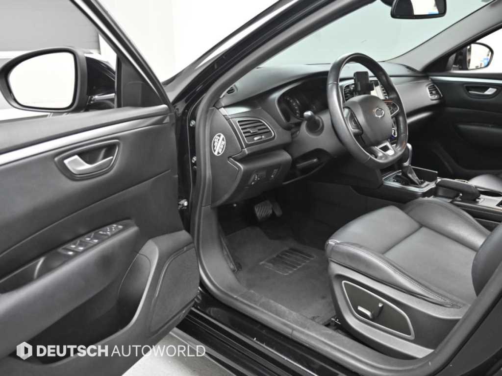 RENAULT SM6 — photo 11