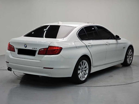 BMW 5-Series — photo 04