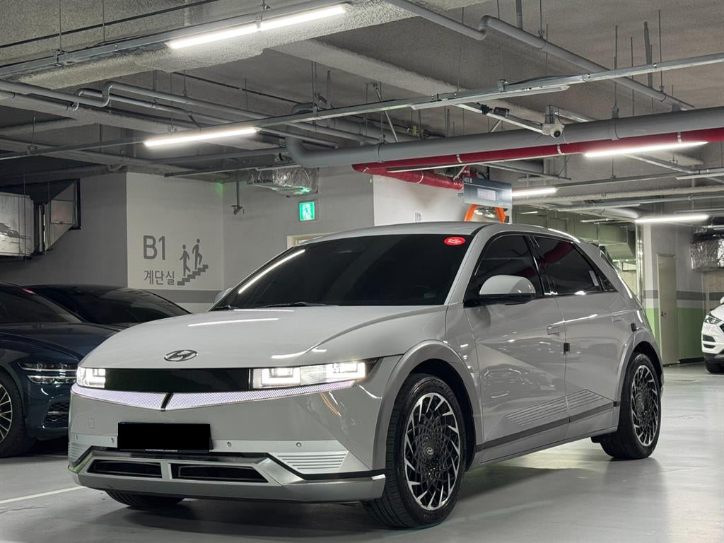 Hyundai Ioniq5 — photo 01