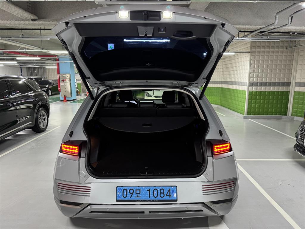 Hyundai Ioniq5 — photo 05