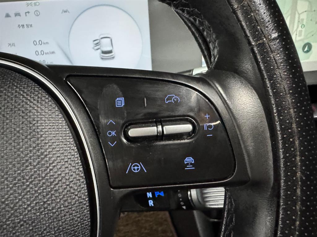 Hyundai Ioniq5 — photo 12