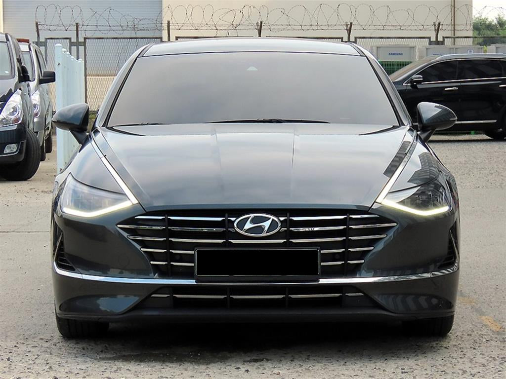 Hyundai Sonata — photo 01