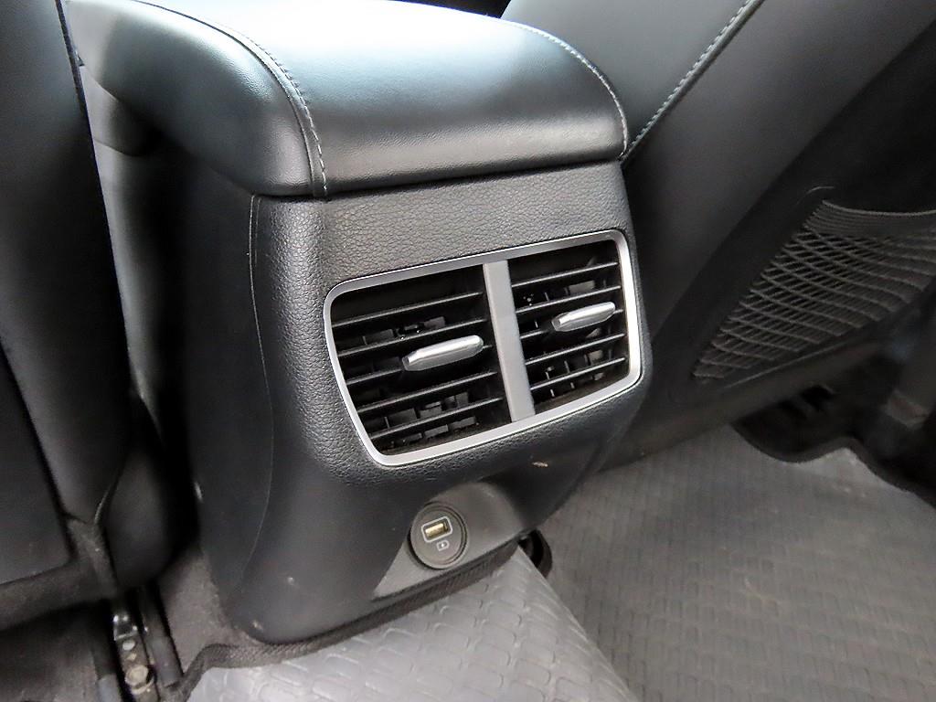 Hyundai Sonata — photo 17