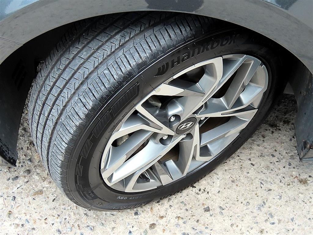 Hyundai Sonata — photo 19