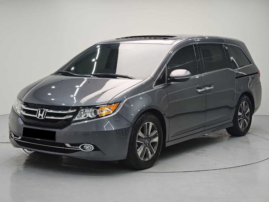 Honda Odyssey — photo 01