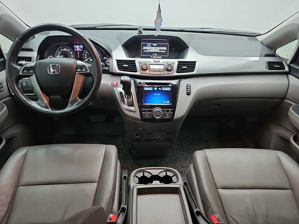 Honda Odyssey — photo 07