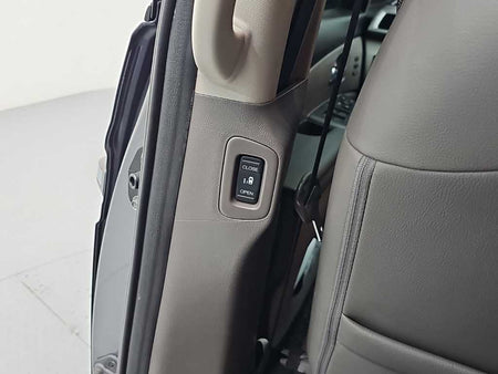 Honda Odyssey — photo 15