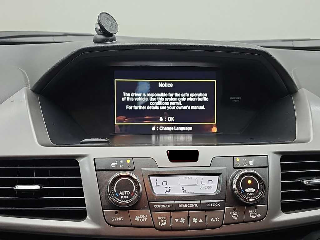 Honda Odyssey — photo 17
