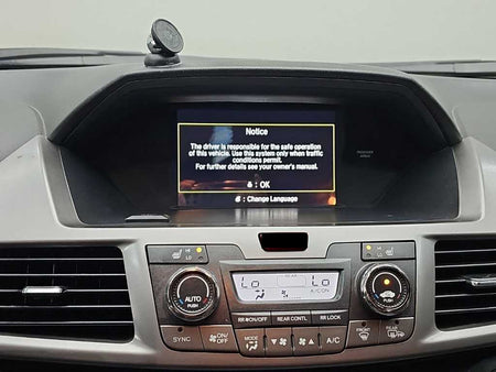 Honda Odyssey — photo 17