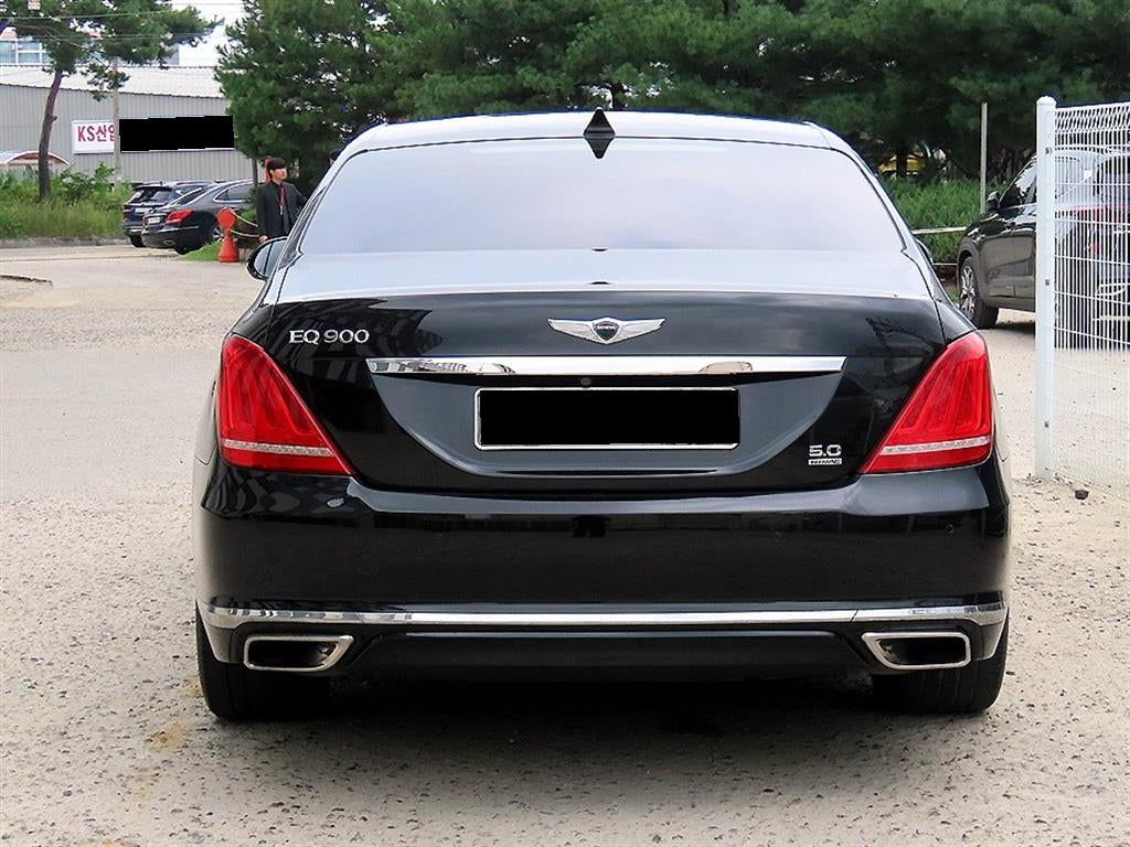 Genesis EQ900 — photo 04