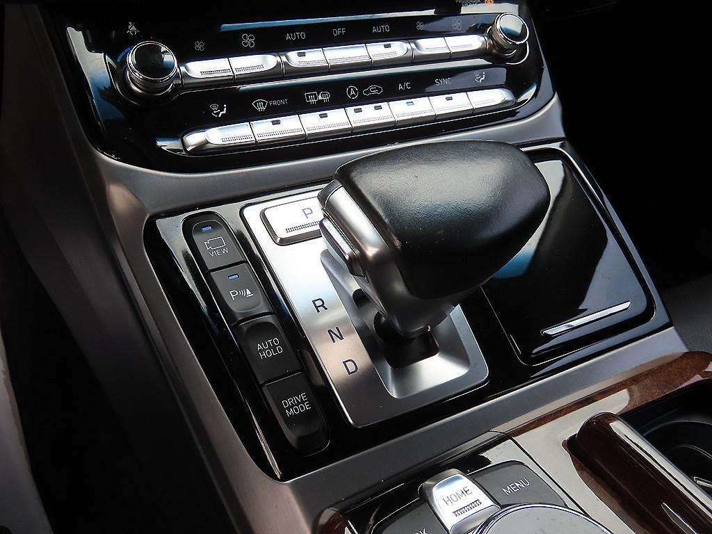 Genesis EQ900 — photo 11