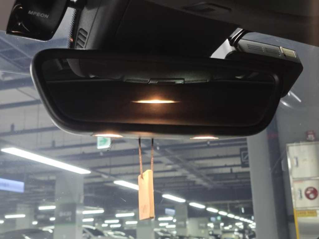 Mercedes-Benz A-Class — photo 11