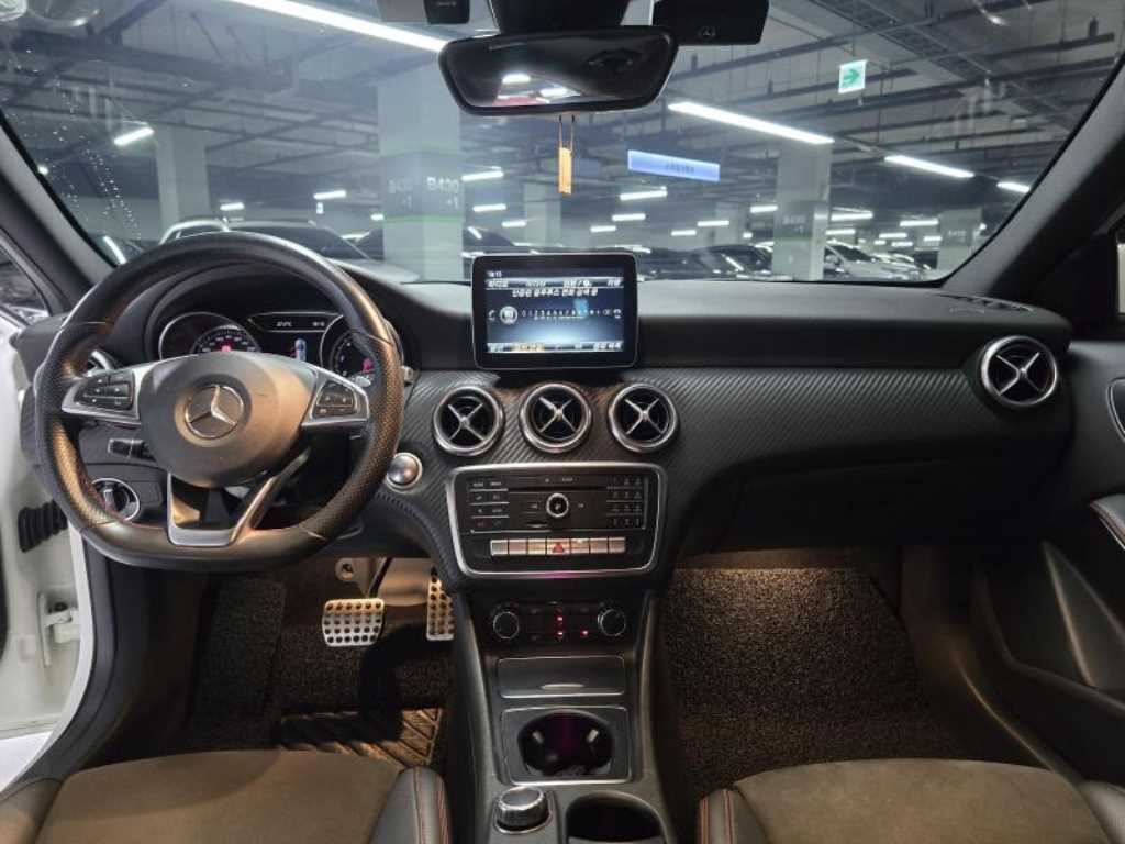 Mercedes-Benz A-Class — photo 14