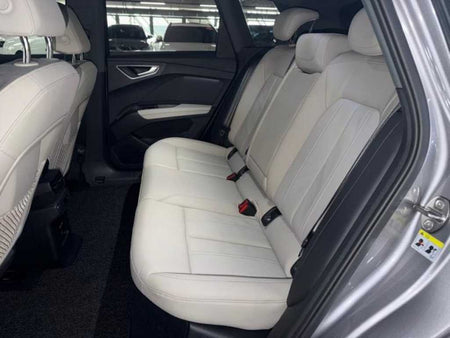 Audi Q4 e-tron — photo 07