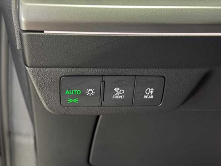 Audi Q4 e-tron — photo 14
