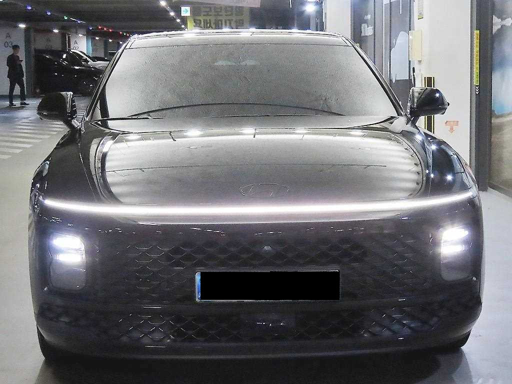 Hyundai Grandeur — photo 02