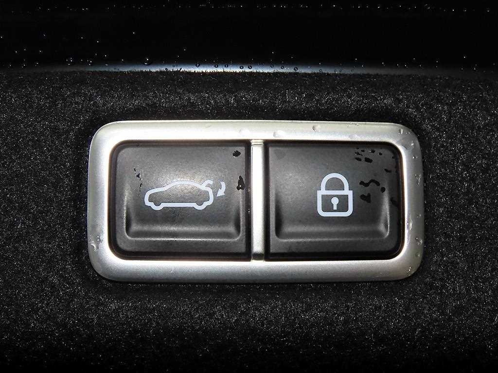 Hyundai Grandeur — photo 16