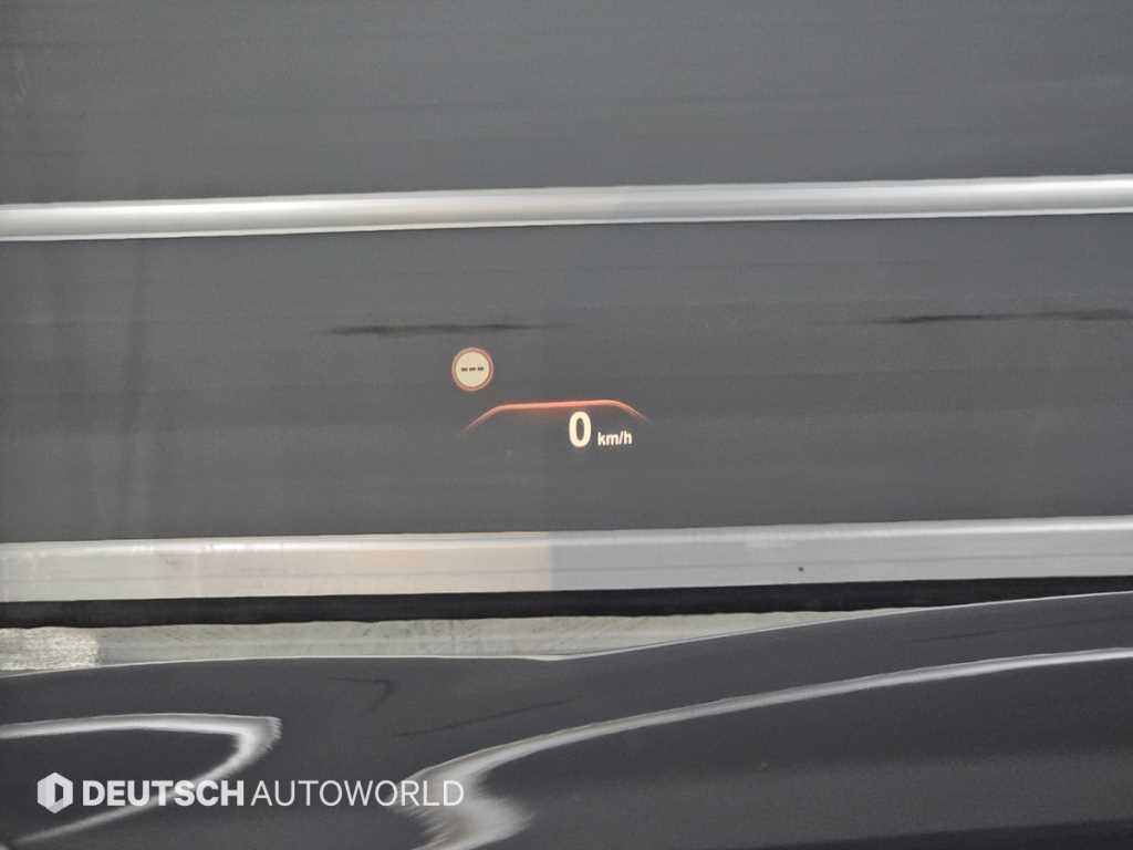BMW 5-Series — photo 17